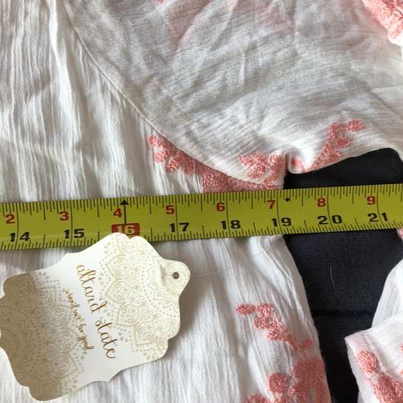 Size L summer tunic - open shoulder - Picture 4 of 5